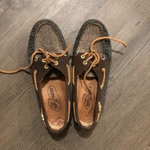 Sperry Topsiders